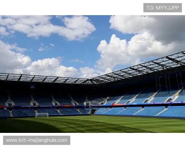 法甲俱乐部基础设施升级计划公布,多家球队启动球场改造工程