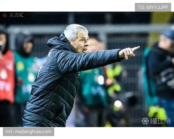 尼斯主帅法夫尔赛前坦言：应对梅斯的反击必须限制其向肋部的快速转移球